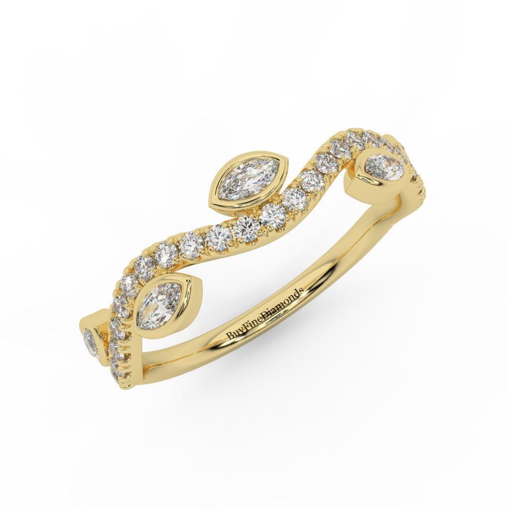 0.60 Ct Elegant Gold & Platinum Ring with Amazing Marquise Diamond - Image 3