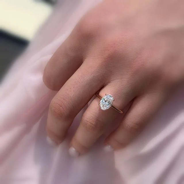 Special Offer ! E/VS 1.00-3.00 CT IGI Certified Oval Diamond Solitaire Engagement Ring in Platinum - Image 4