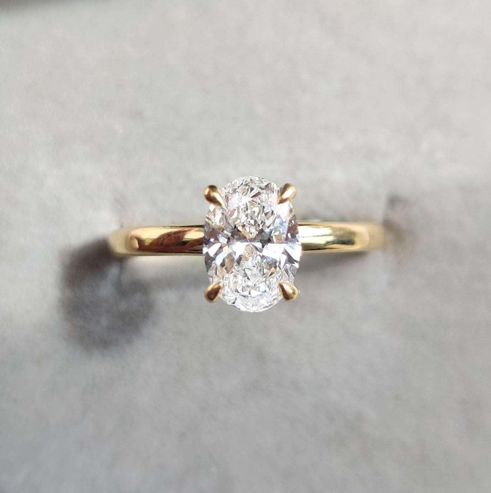 1.15CT IGI Certified Diamond Oval Cut Hidden Halo Women's Engagement Ring - 18k Yellow Gold - Image 3