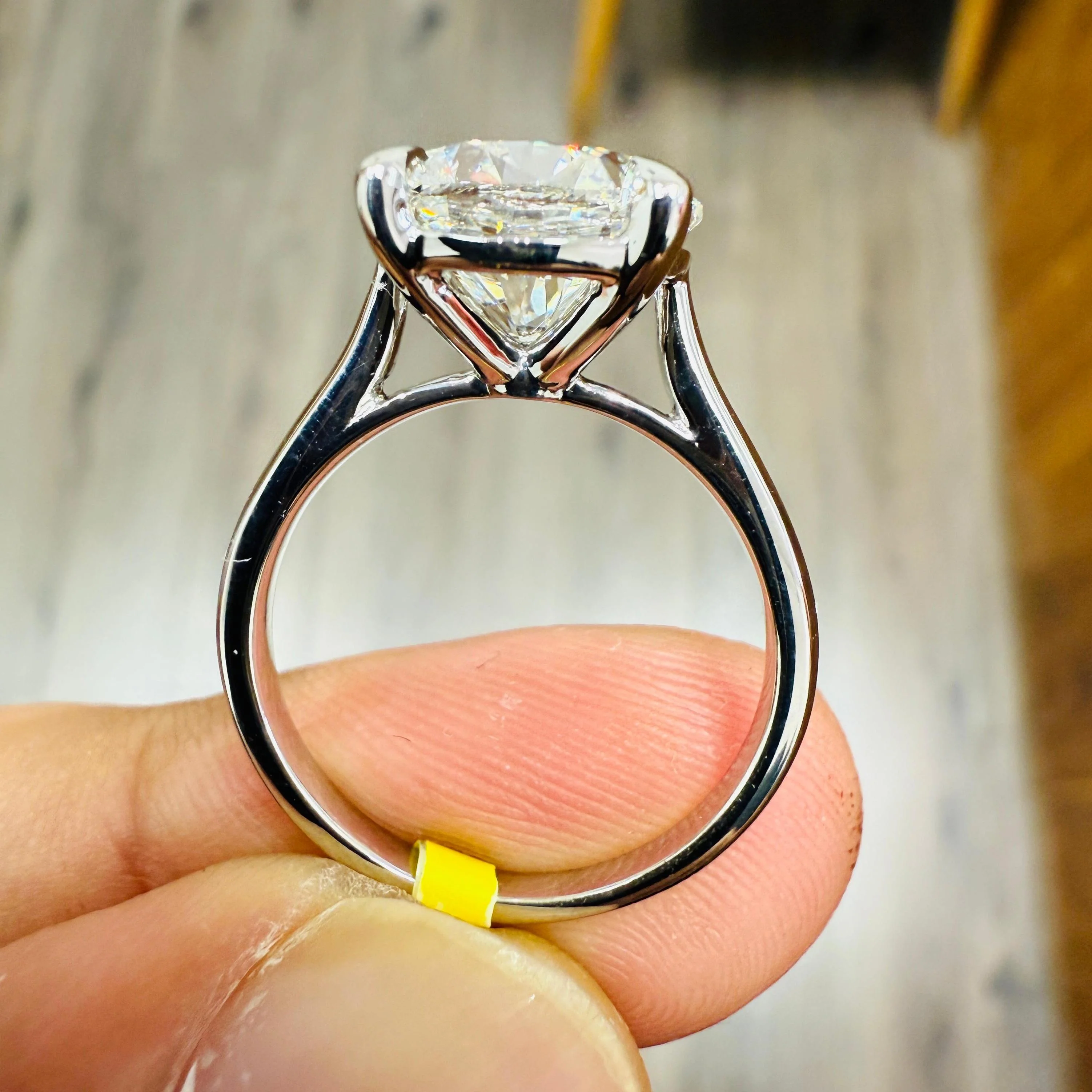 Huge Round Diamond Solitaire Engagement Ring in Platinum 2.00Ct - 3.00Ct - Image 8