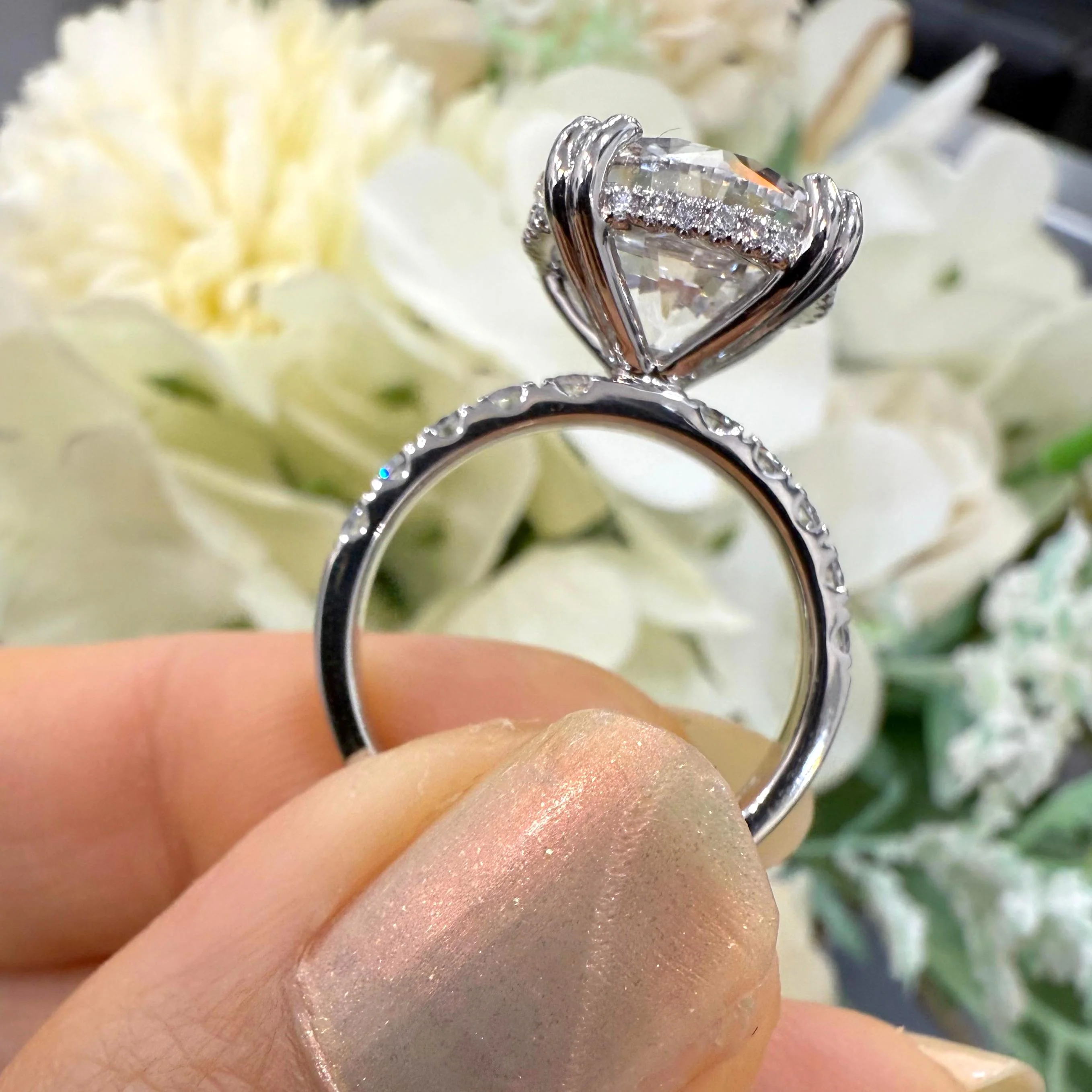 7.75CT IGI Certified Lab Grown Round Diamond Engagement Ring with Side Stones in Platinum - Image 5