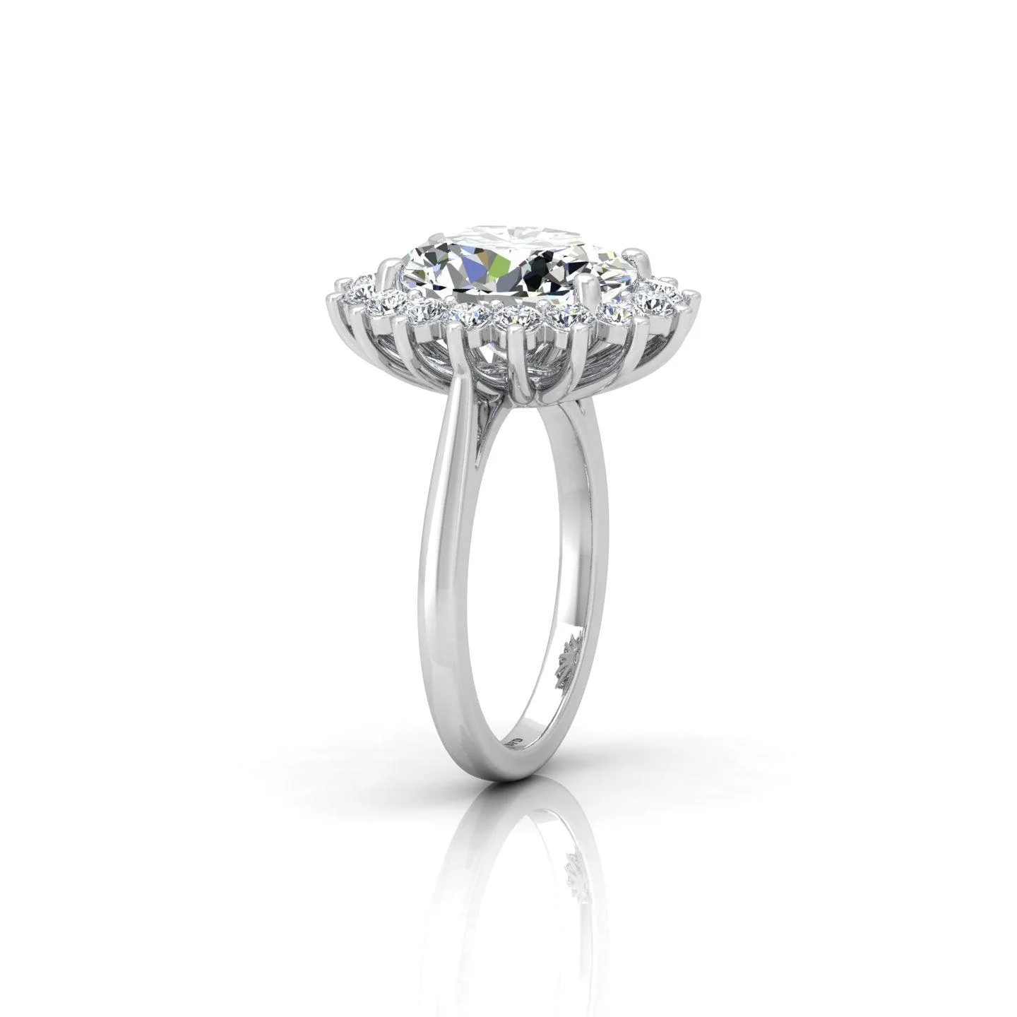 RRP £4000 3.50CT F/VS IGI Certified Diamond Oval Cut Cluster Engagement Ring in Platinum - Image 4
