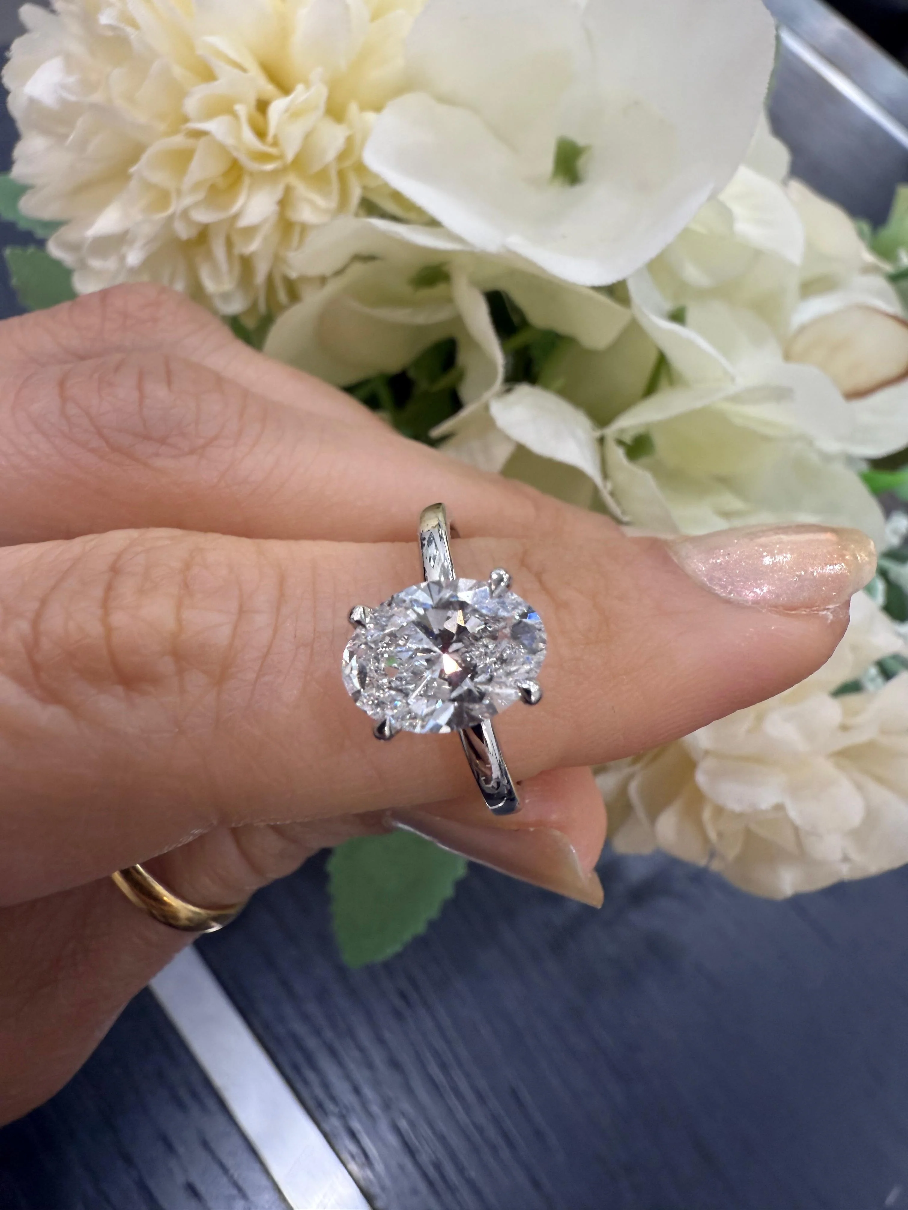 2.20CT IGI Certified Lab Oval Diamond Hidden Halo Engagement Ring in Platinum - Image 7