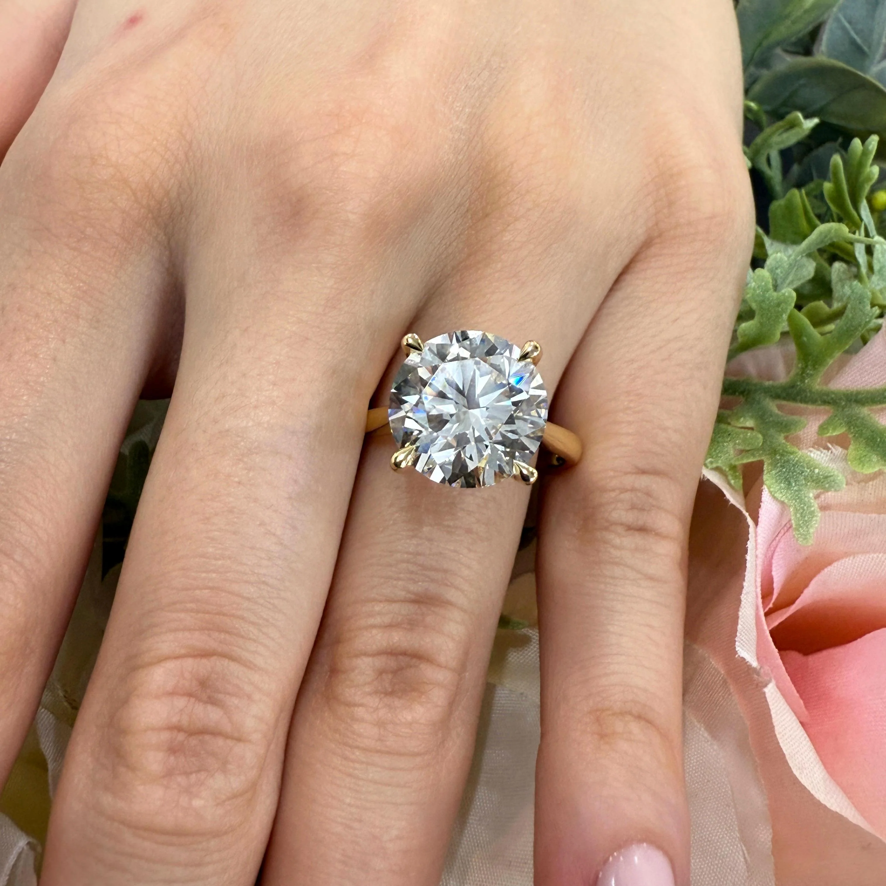 Clearance – 6.00Ct Round Lab Grown Diamond Solitaire Engagement Ring | IGI Certified - Image 4