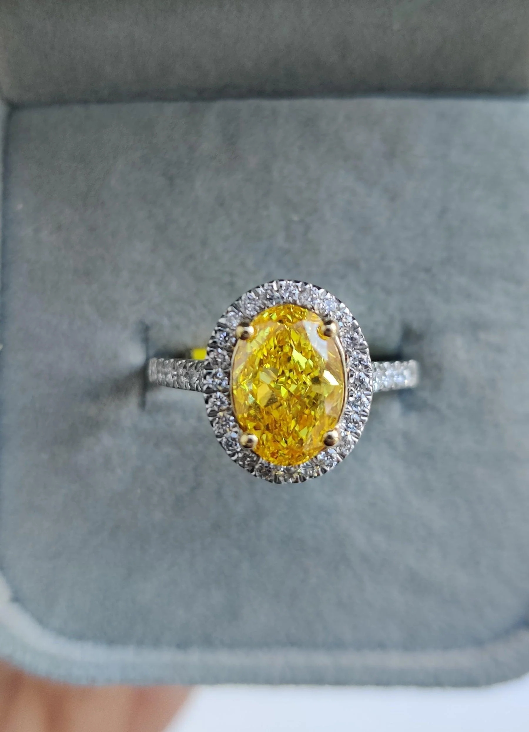 Fancy Vivid Yellow 2.54CT Oval Diamond Halo Engagement Ring, Platinum - Image 5