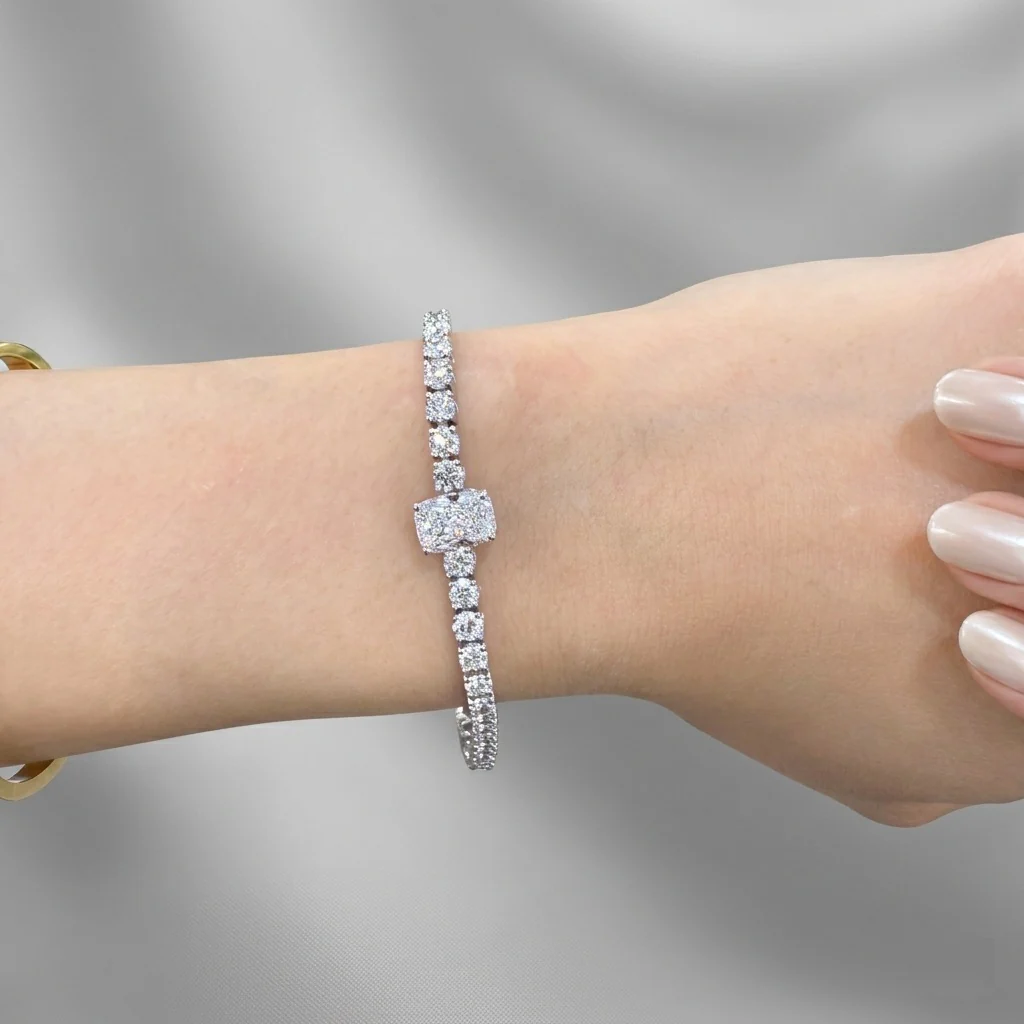 8.00Ct Cushion and Round Lab Diamond Tennis Bracelet In 9k White Gold 7inch - Image 9
