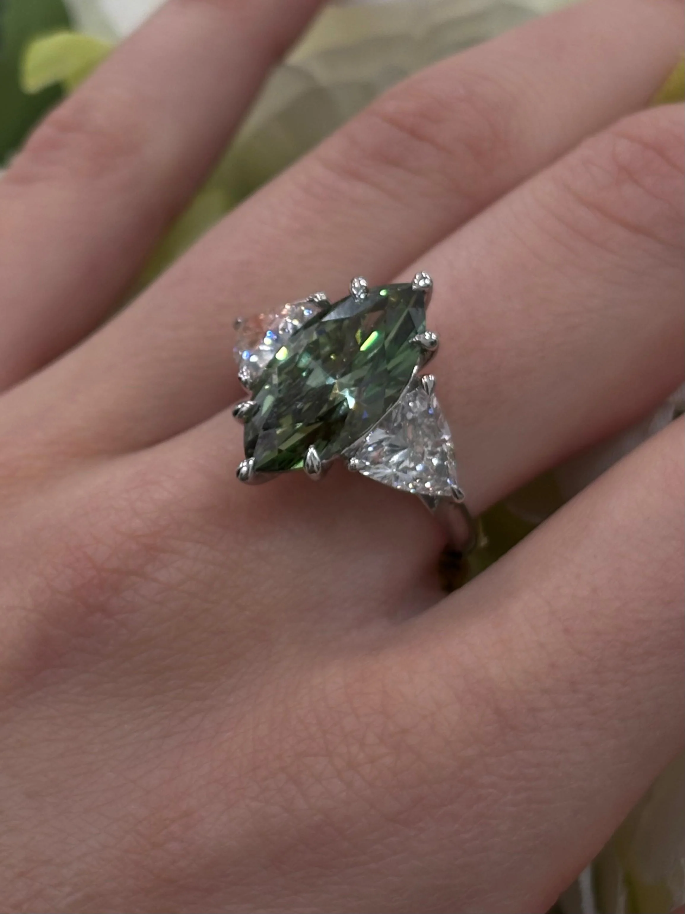 IGI 7.29Carat Lab Grown Fancy Vivid Green Marquise & Side Tapper Baguette Diamond Trilogy Ring  In Platinum - Image 3
