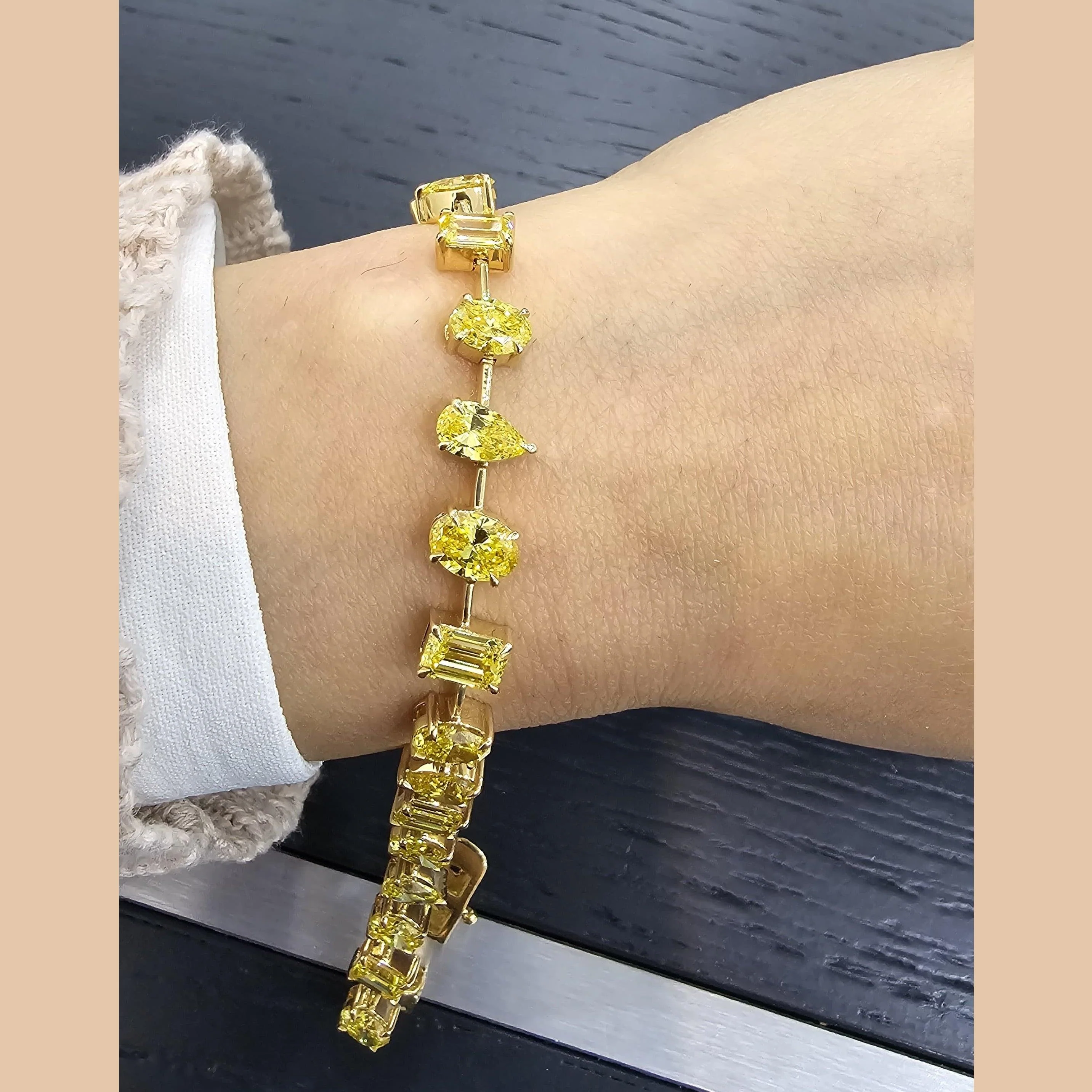 12.04Ct, Multi Shape Fancy Vivid Yellow Diamond Tennis Bracelet In 18K Yellow Gold - 15Grams - Image 7