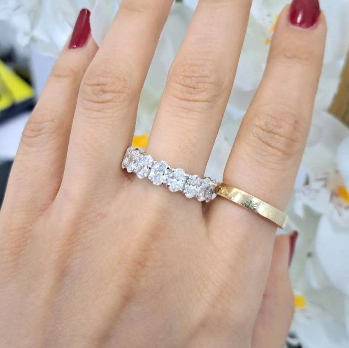 Last Piece ! D-E/VS 4.00Ct-6.00Ct OVAL DIAMOND FULL ETERNITY RING IN PLATINUM - Image 6