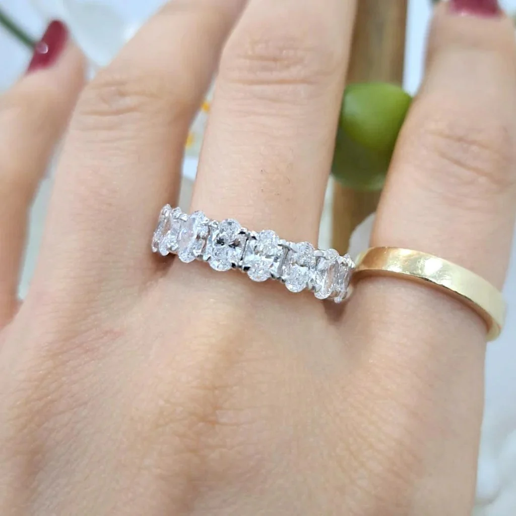 Last Piece ! D-E/VS 4.00Ct-6.00Ct OVAL DIAMOND FULL ETERNITY RING IN PLATINUM - Image 8