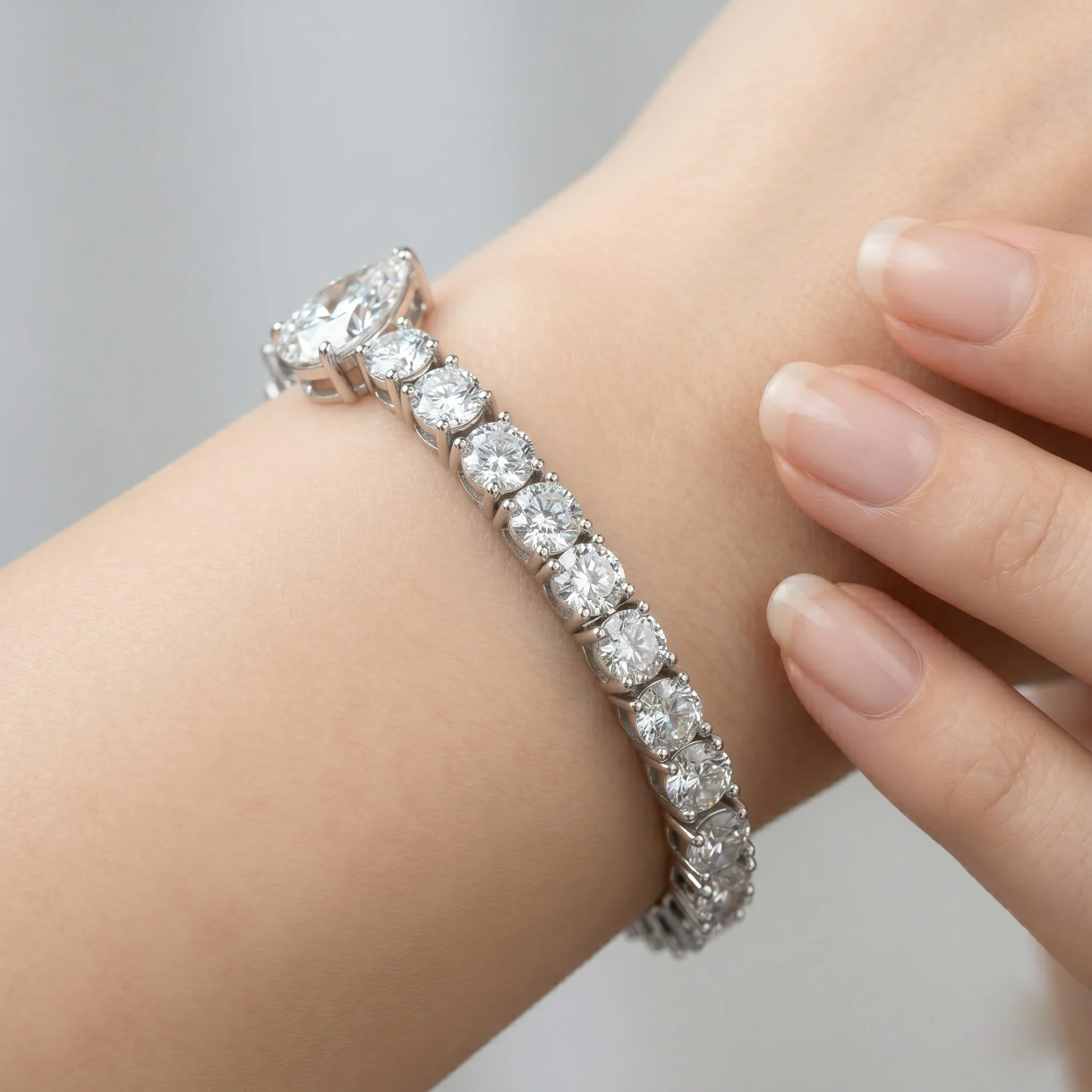 11.86Ct Pear and Round Lab Diamond Tennis Bracelet In 9k White Gold 7inch - Image 10