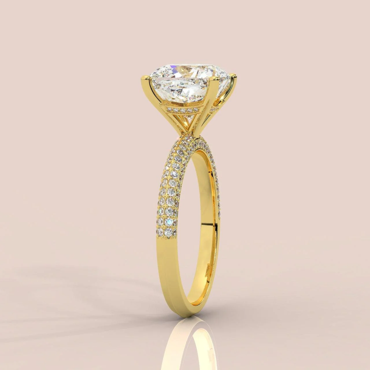 Special Offer ! VS Quality 3.50Carat Cushion Diamond Engagement Ring in 18k Yellow Gold - Image 4