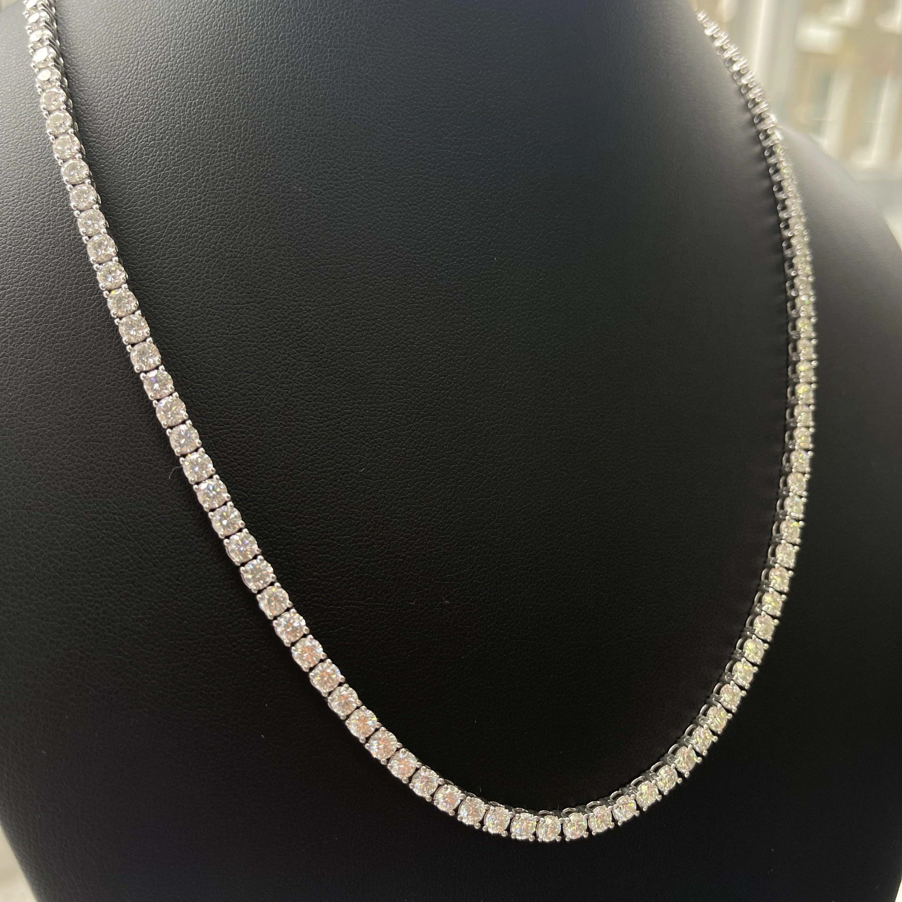D/VVS 27.00Ct Round Diamond Tennis Necklace in Hallmarked White Gold 21 inches - Image 4